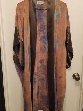 Vintage Women's Tie-Dye Satin Robe in Rust and Purple
